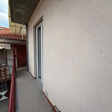Bethel House Апартаменты Казелле-Торинезе
